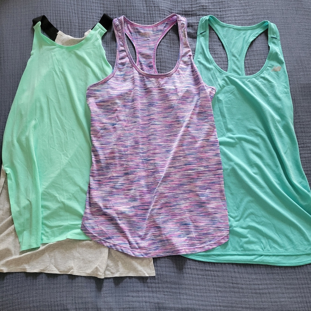 Women's Multicolor Tank Tops Set